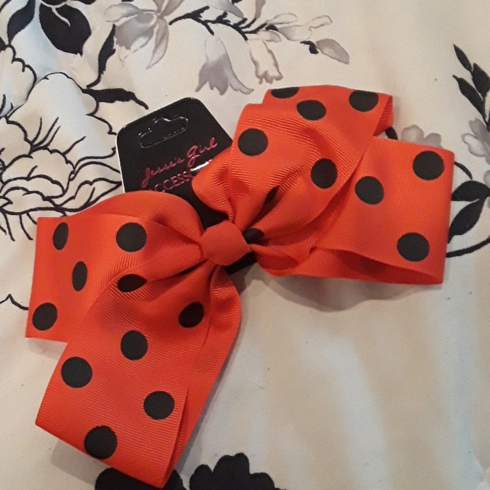 Bow
